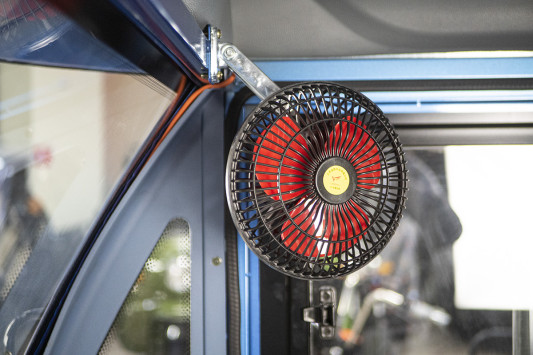 Грузовой электротрицикл Rutrike КАРГО Кабина КАРГО универсал 1500 60V1000W