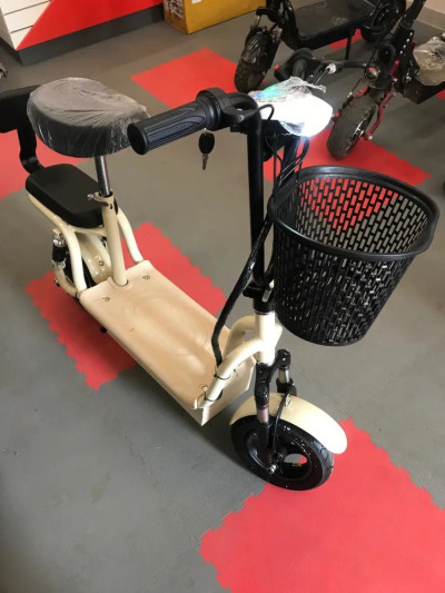 Электроcамокат GT C1, белый